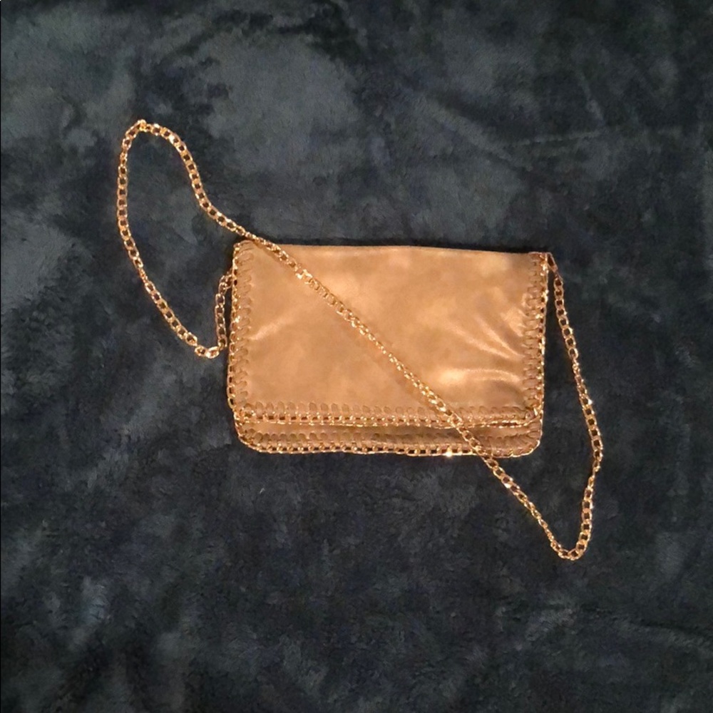 Taupe bag with gold chain